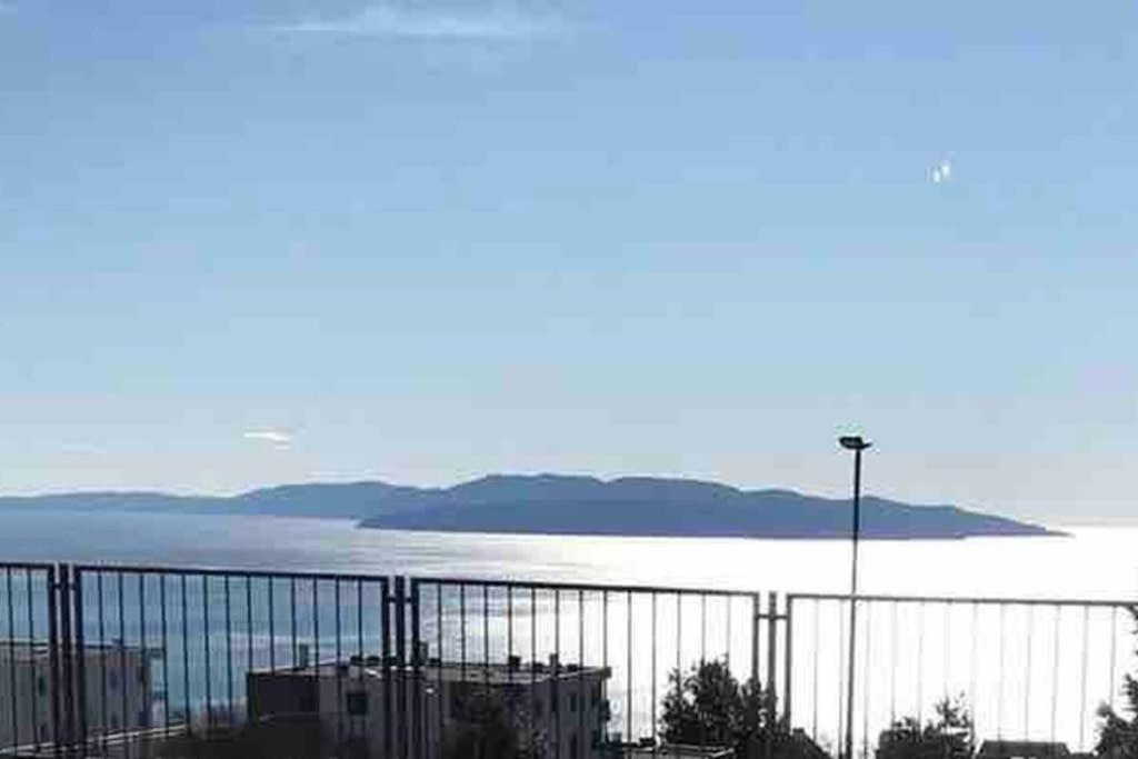 Seaview Apartment „Megan“ With Sunny Terrace Kastav Eksteriør billede